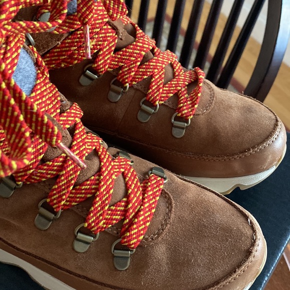 Sorel Kinetic Conquest womens size 7 - Picture 8 of 11